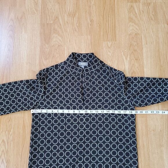 Neiman Marcus Printed V-neck Tunic sz 2 - Picture 10 of 12